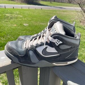 Nike Gray and White Sneakers with Padded Collar